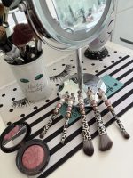 Make up brush set